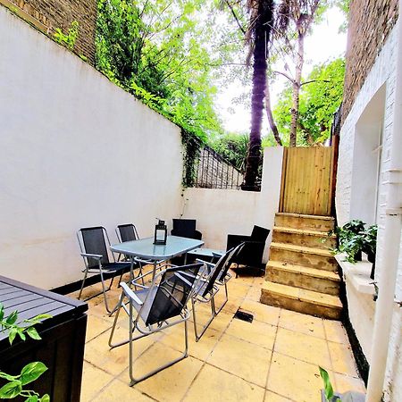 Spacious & Cosy 2 Bedroom Home Plus 2 Sofa-Beds With Private Entrance And Back Patio, 3 Min Walk To Earl'S Court Station London Luaran gambar