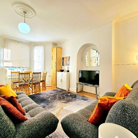 Spacious & Cosy 2 Bedroom Home Plus 2 Sofa-Beds With Private Entrance And Back Patio, 3 Min Walk To Earl'S Court Station London Luaran gambar