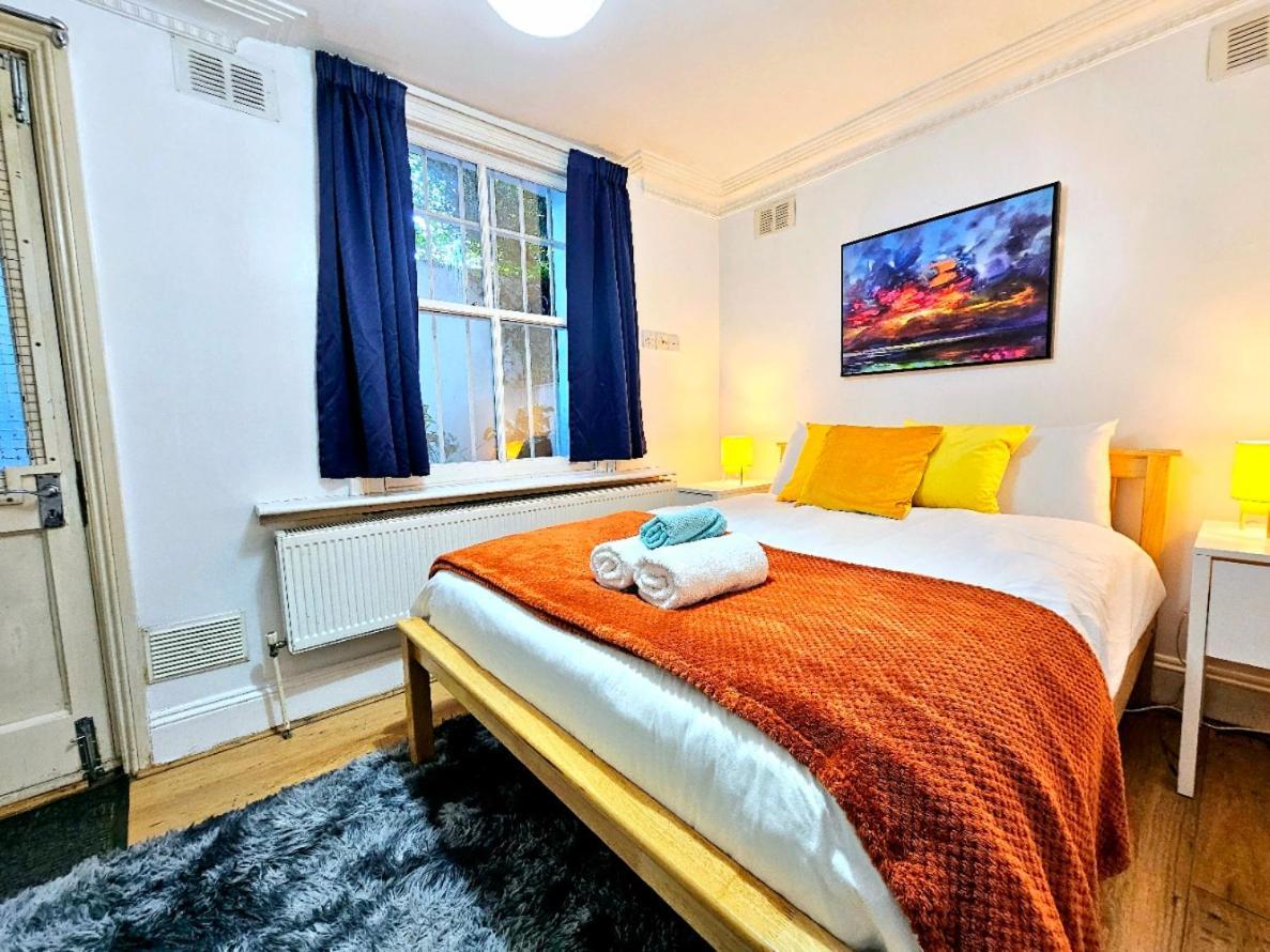 Spacious & Cosy 2 Bedroom Home Plus 2 Sofa-Beds With Private Entrance And Back Patio, 3 Min Walk To Earl'S Court Station London Luaran gambar