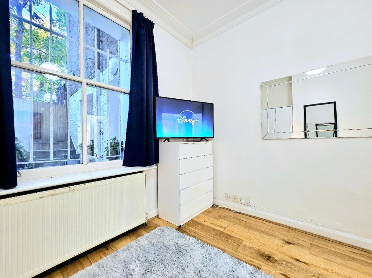 Spacious & Cosy 2 Bedroom Home Plus 2 Sofa-Beds With Private Entrance And Back Patio, 3 Min Walk To Earl'S Court Station London Luaran gambar
